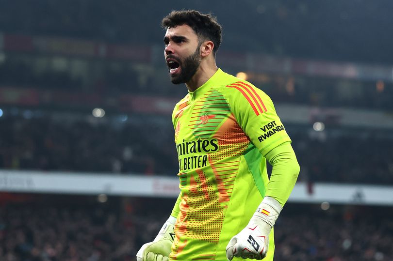 Khám Phá David Raya Tân Gác Đền Với Phong Cách Điềm Tĩnh Khám Phá David Raya Tân Gác Đền Với Phong Cách Điềm Tĩnh